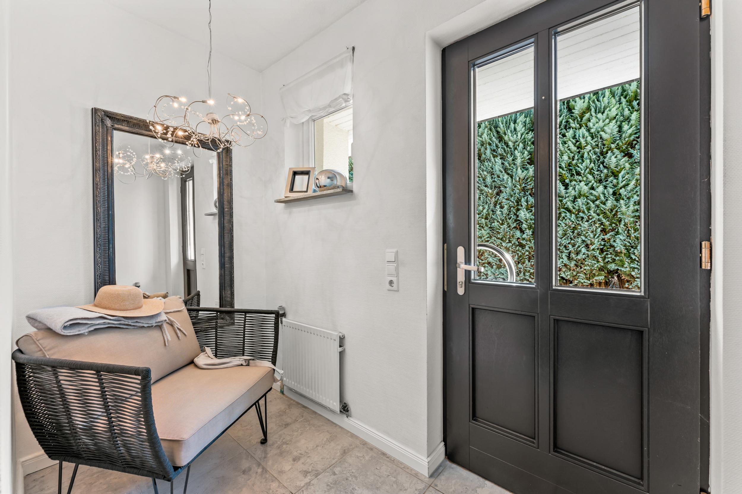 Leherheide - Modernes Einfamilienhaus in begehrter Lage - Eingangsbereich