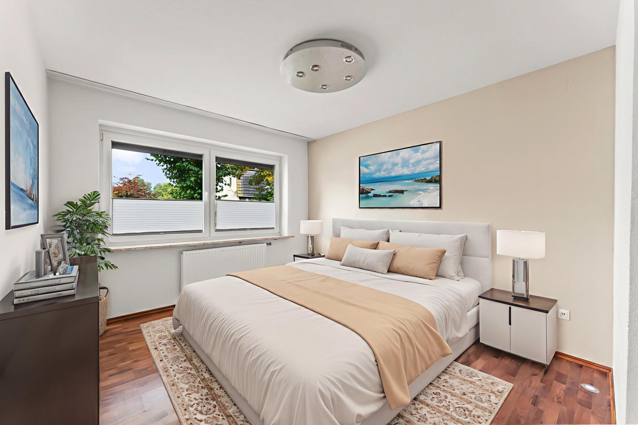 Schiffdorf - Modernisiertes Einfamilienhaus mit zusätzlichem Bauland - Schlafzimmer - gestagt