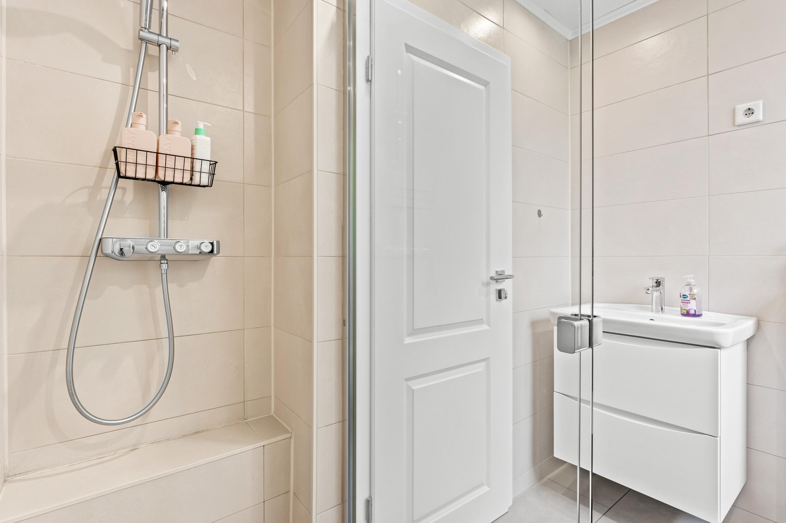 Leherheide - Modernisierte 4-Zimmer-Wohnung in Top-Lage - Badezimmer