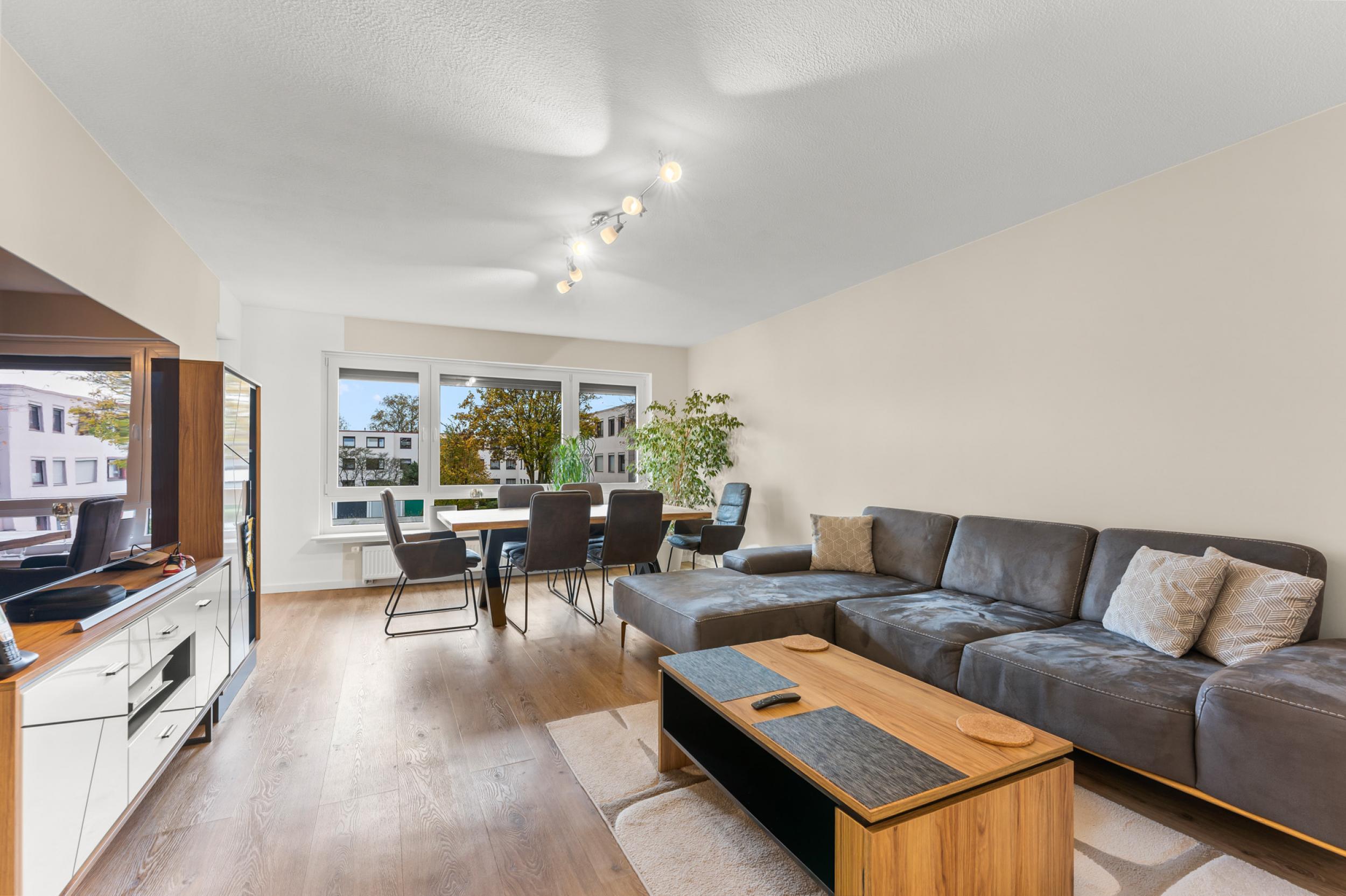 Leherheide - Modernisierte 4-Zimmer-Wohnung in Top-Lage - Wohnbereich