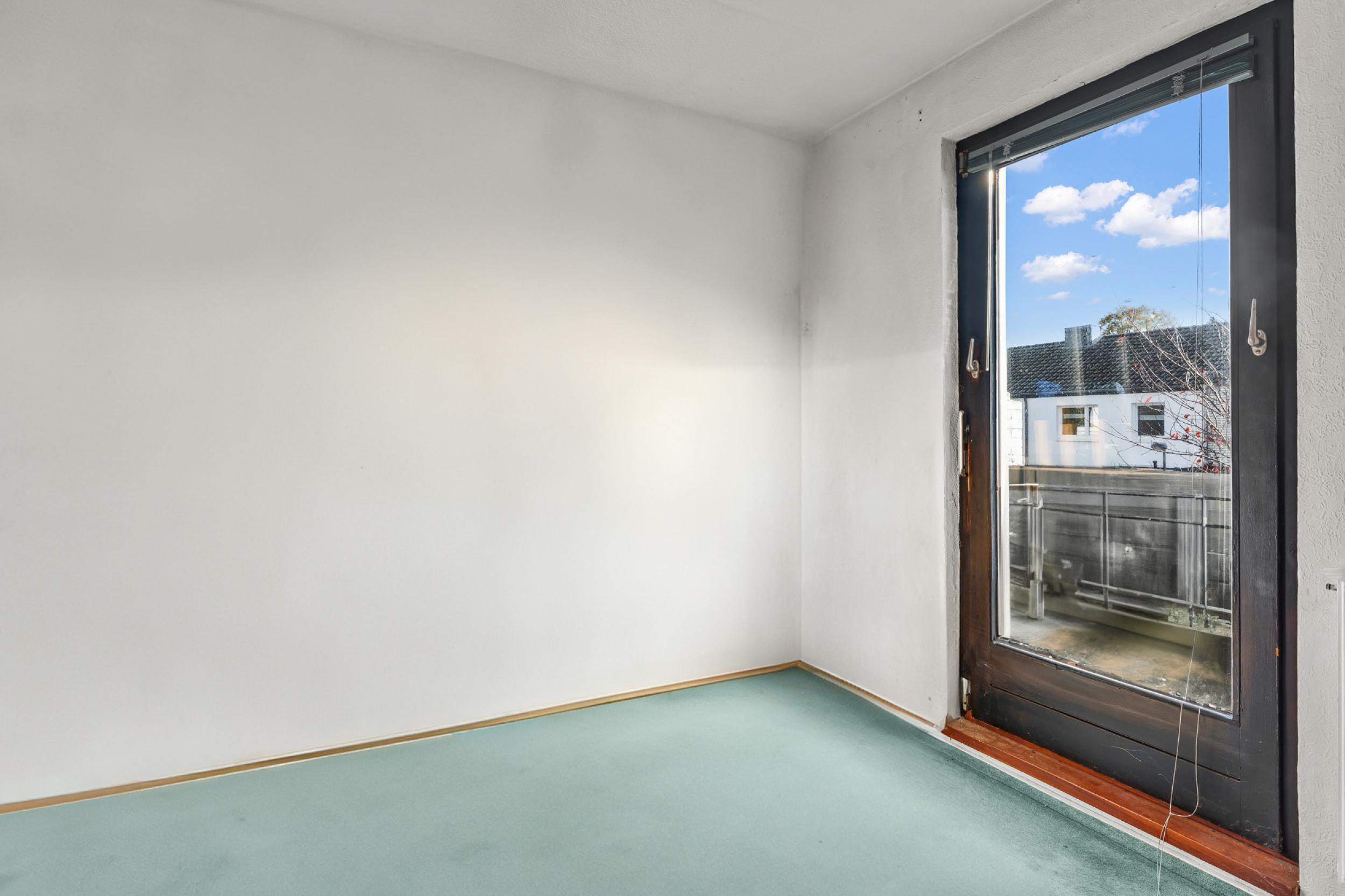 Schönebeck - Solides Reihenmittelhaus in ruhiger Lage mit viel Potenzial - Schlafzimmer