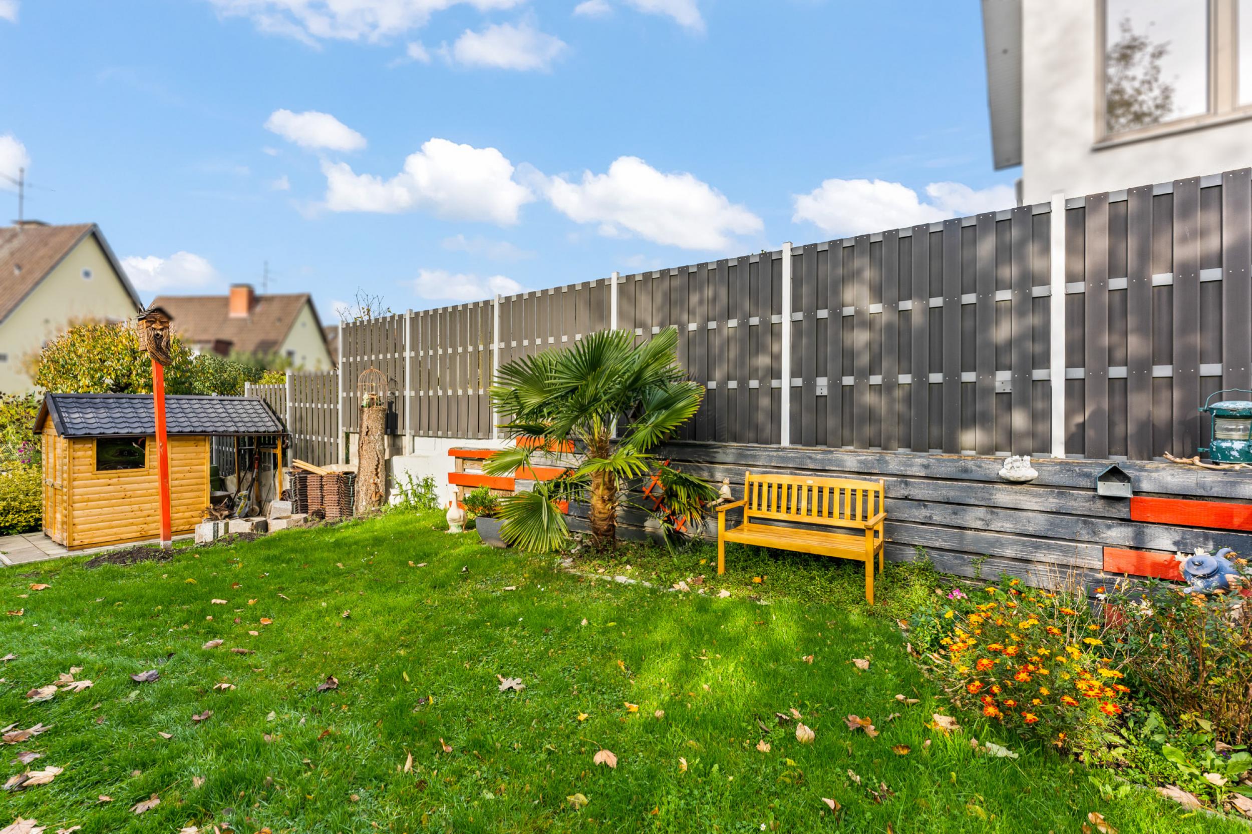 Eckernfeld - Modernisiertes Einfamilienhaus in beliebter Lage - Garten