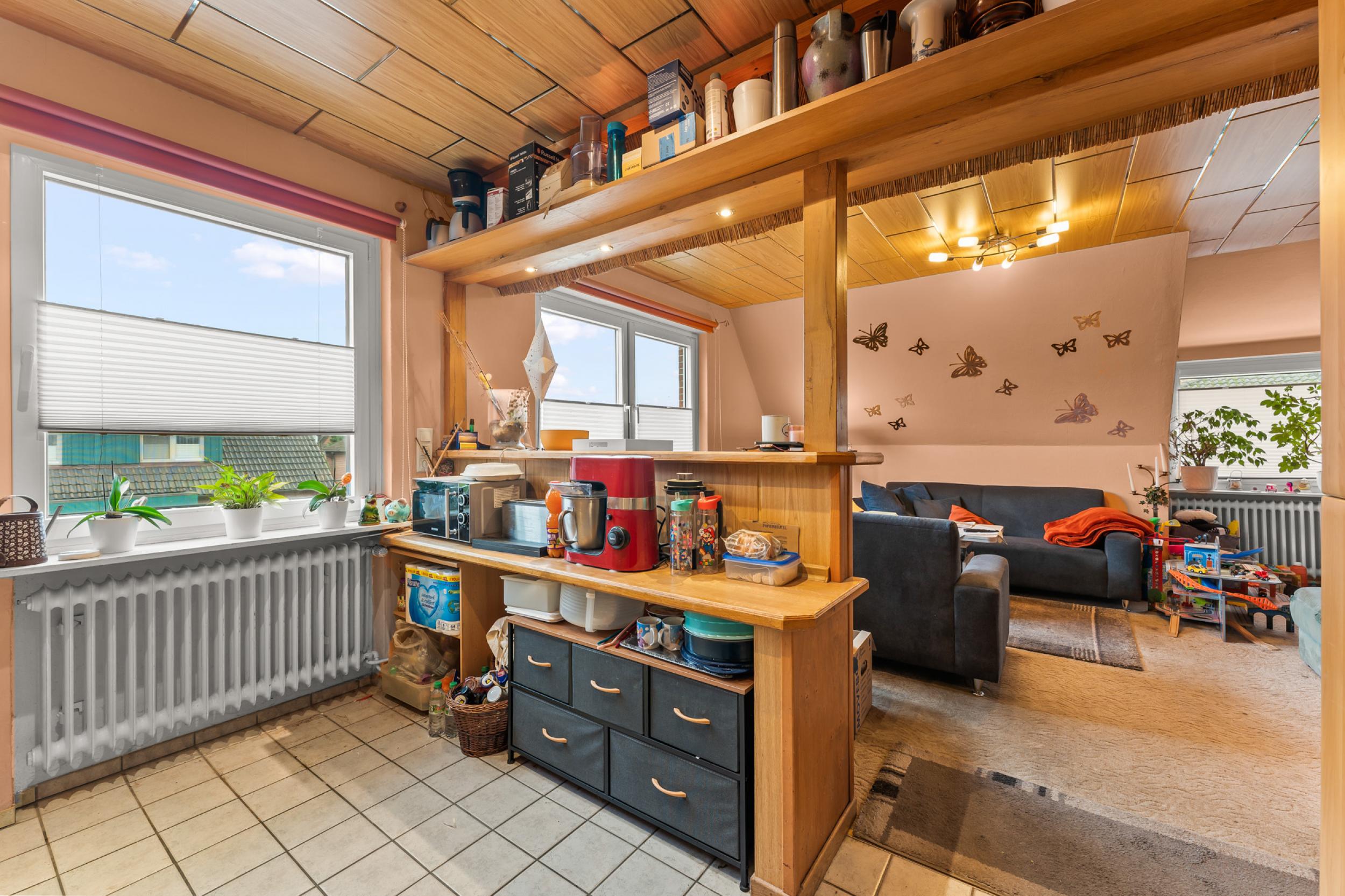 Otterndorf - Ein- bis Zweifamilienhaus in der Nähe der Elbemündung - Küche Dachgeschoss