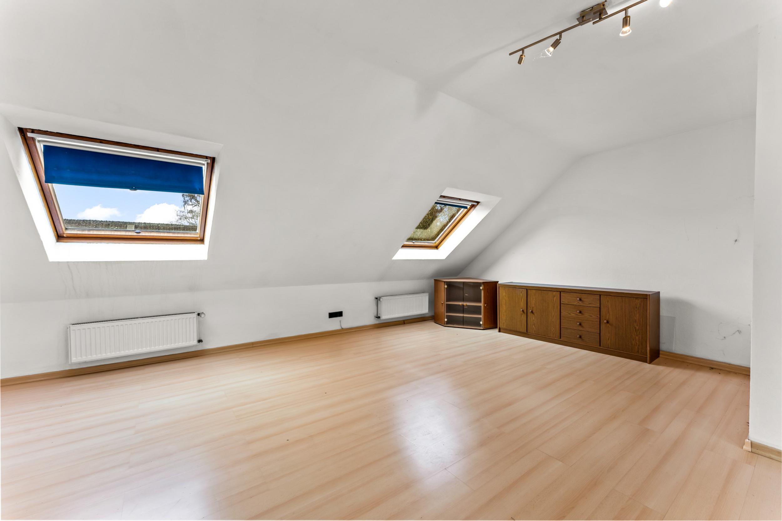 Burglesum - Familienfreundliches Reihenendhaus in bevorzugter Lage - Hobby-/Gästezimmer/Büro