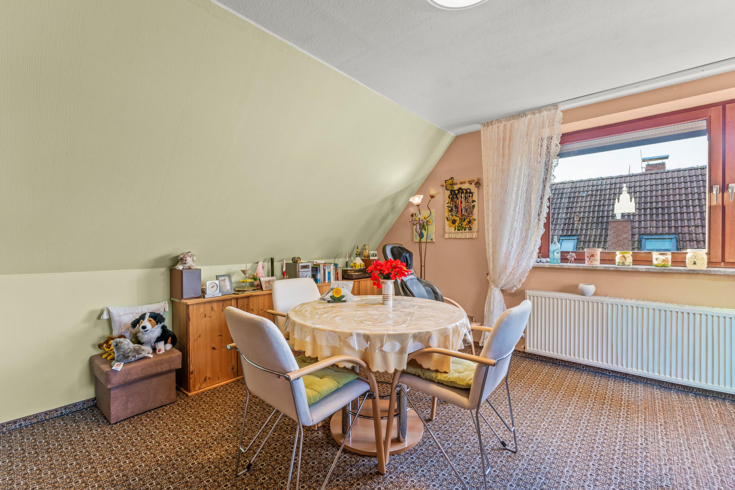 Sahlenburg - Ein- bis Zweifamilienhaus in attraktiver Lage - Essbereich Dachgeschoss