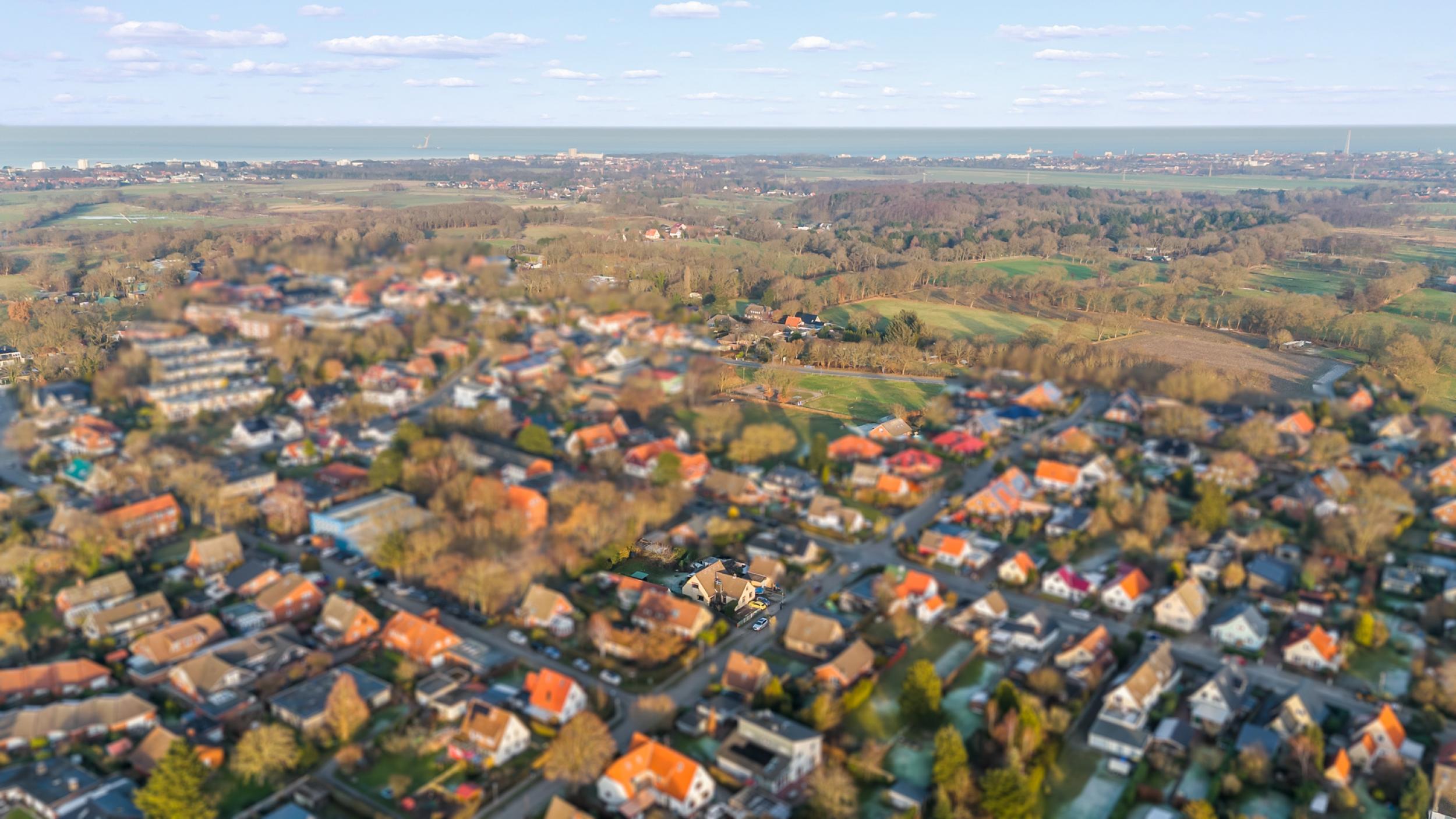 Sahlenburg - Ein- bis Zweifamilienhaus in attraktiver Lage - Luftbild Umgebung