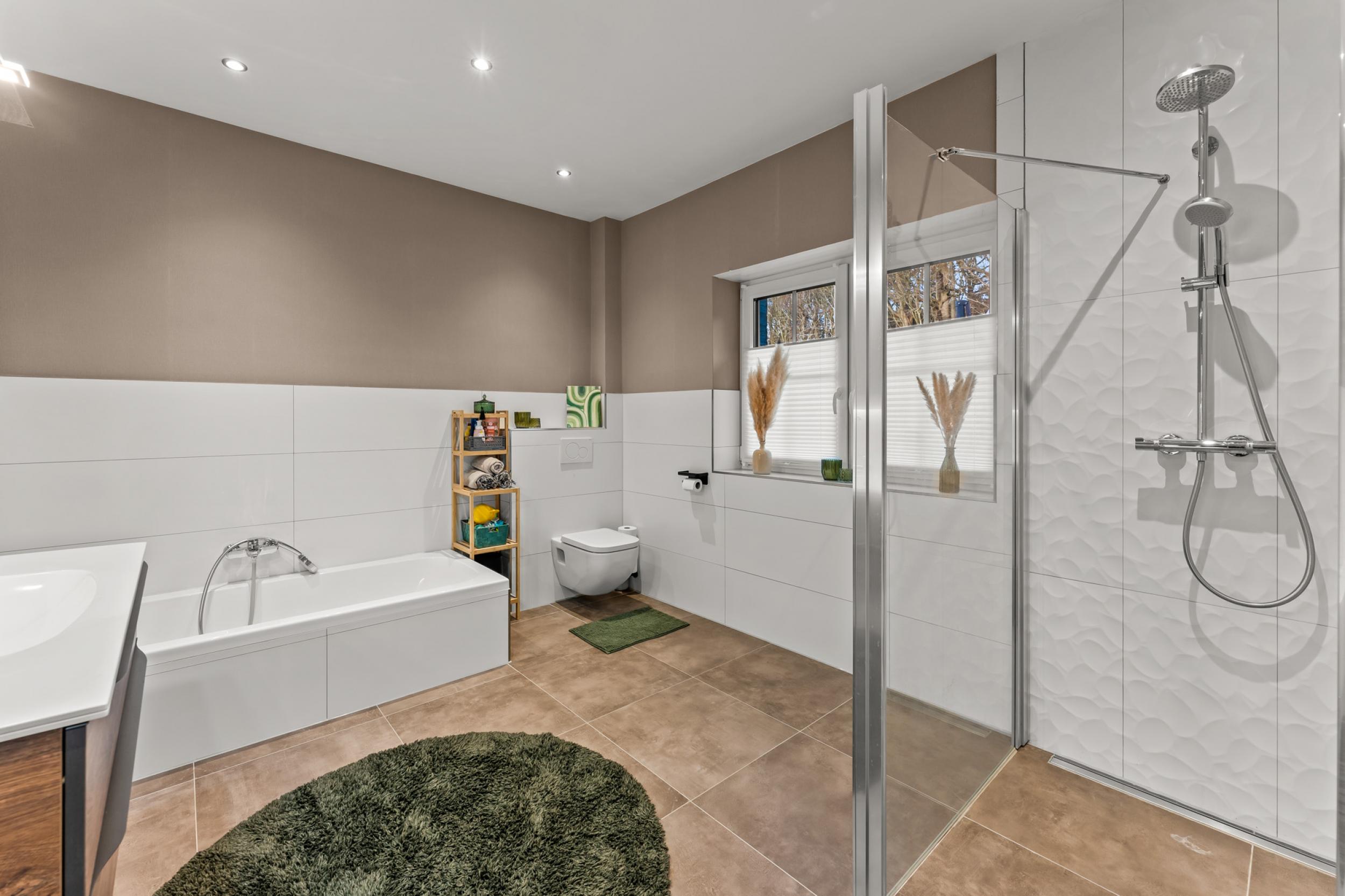 Beverstedt - Moderner Winkelbungalow in ländlicher Lage mit Außbaupotenzial - Bad