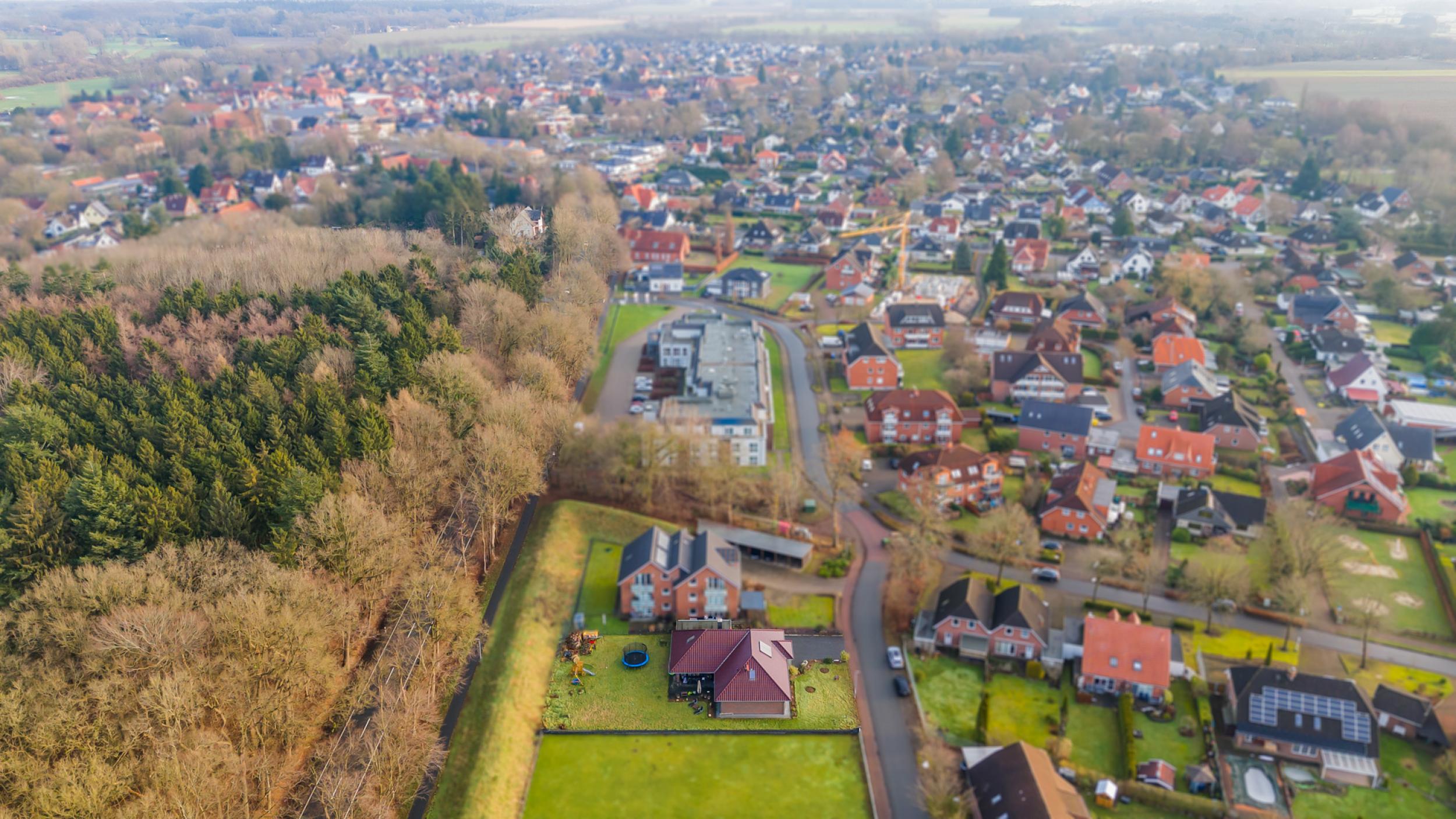 Beverstedt - Moderner Winkelbungalow in ländlicher Lage mit Außbaupotenzial - Wohngegend