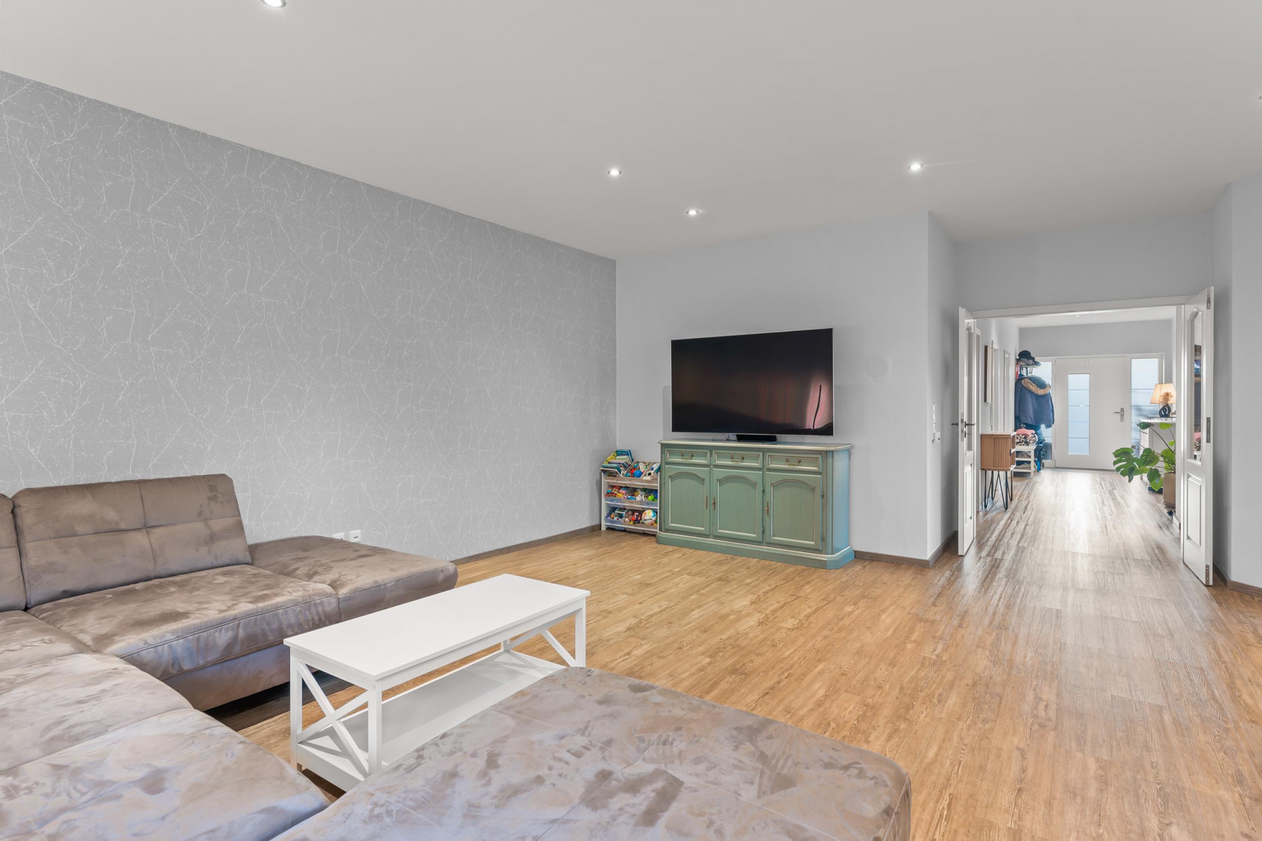 Beverstedt - Moderner Winkelbungalow in ländlicher Lage mit Außbaupotenzial - Wohnbereich