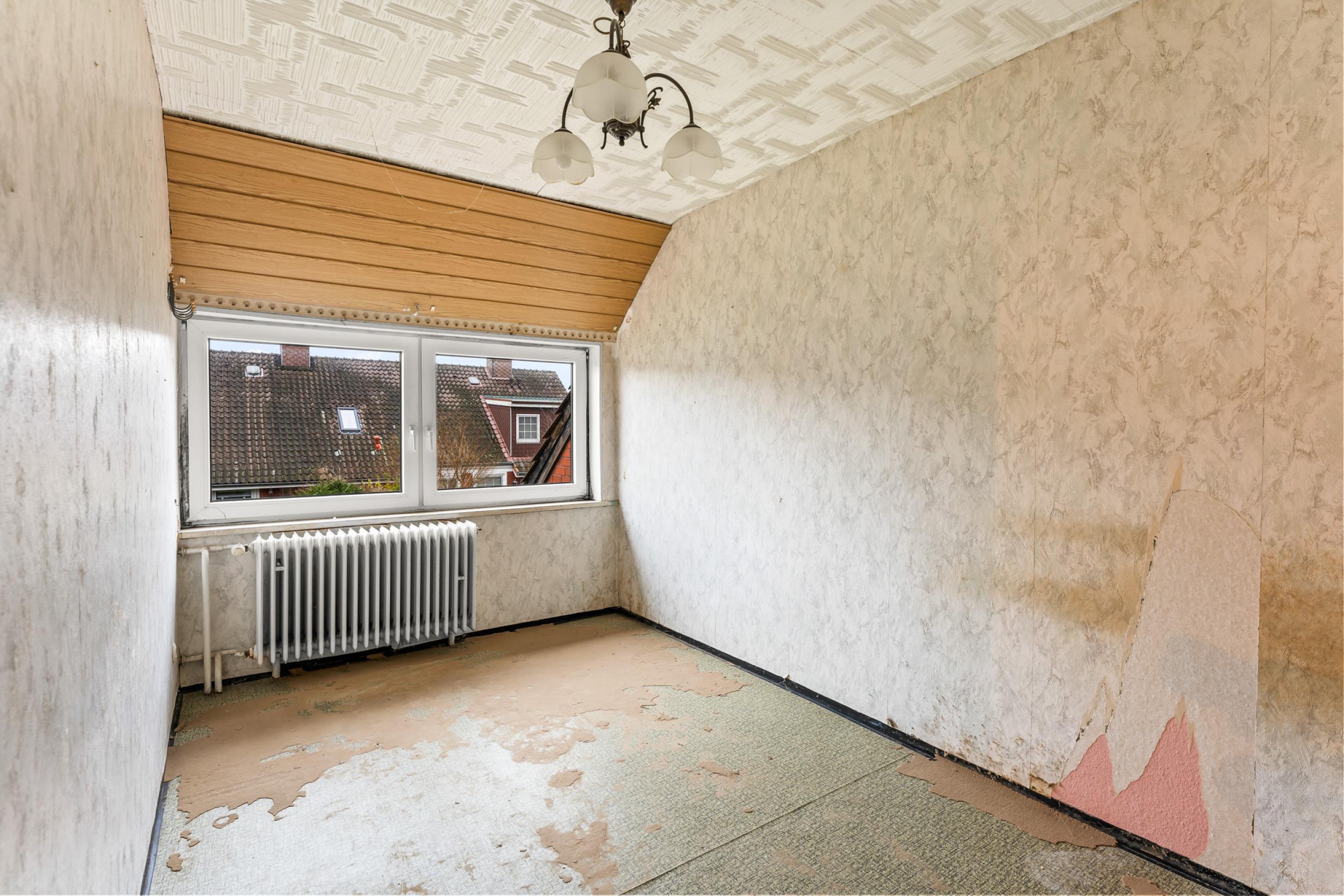 Langen - Sanierungsbedürftiges Reihenmittelhaus in beliebter ruhiger Lage - Kinderzimmer Dachgeschoss