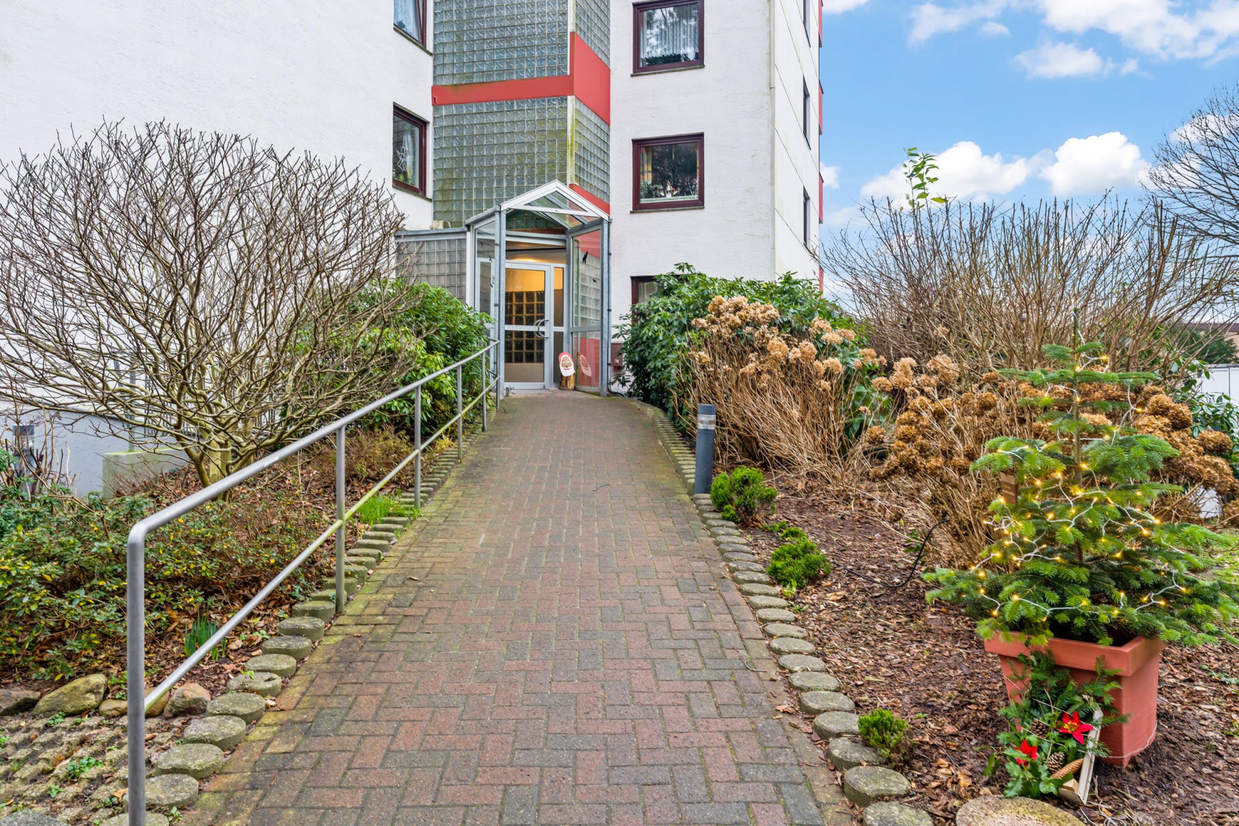 Langen - Moderne 3-Zimmerwohnung in beliebter Lage mit fantastischer Aussicht - Eingangsbereich