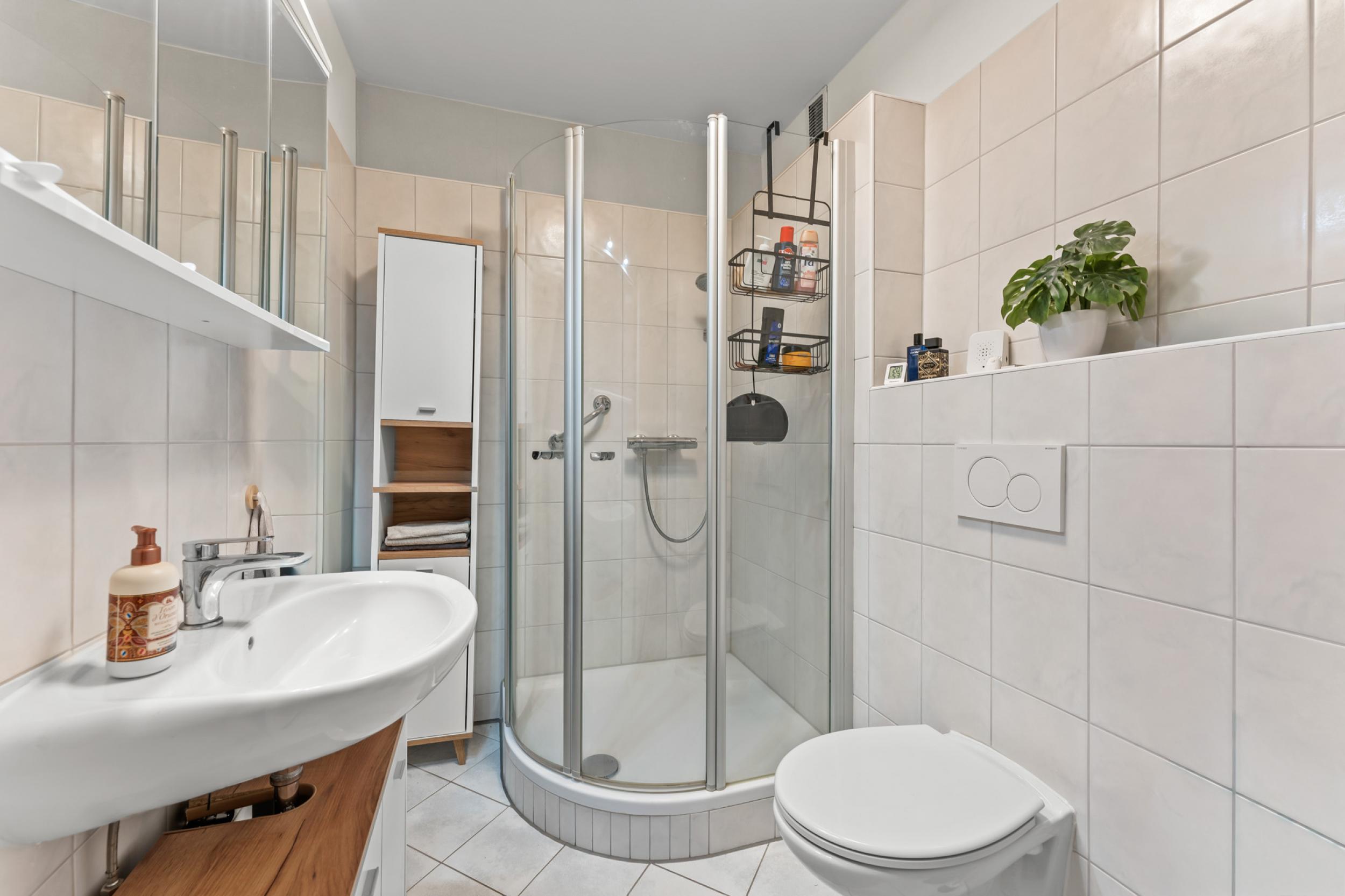 Langen - Moderne 3-Zimmerwohnung in beliebter Lage mit fantastischer Aussicht - Bad