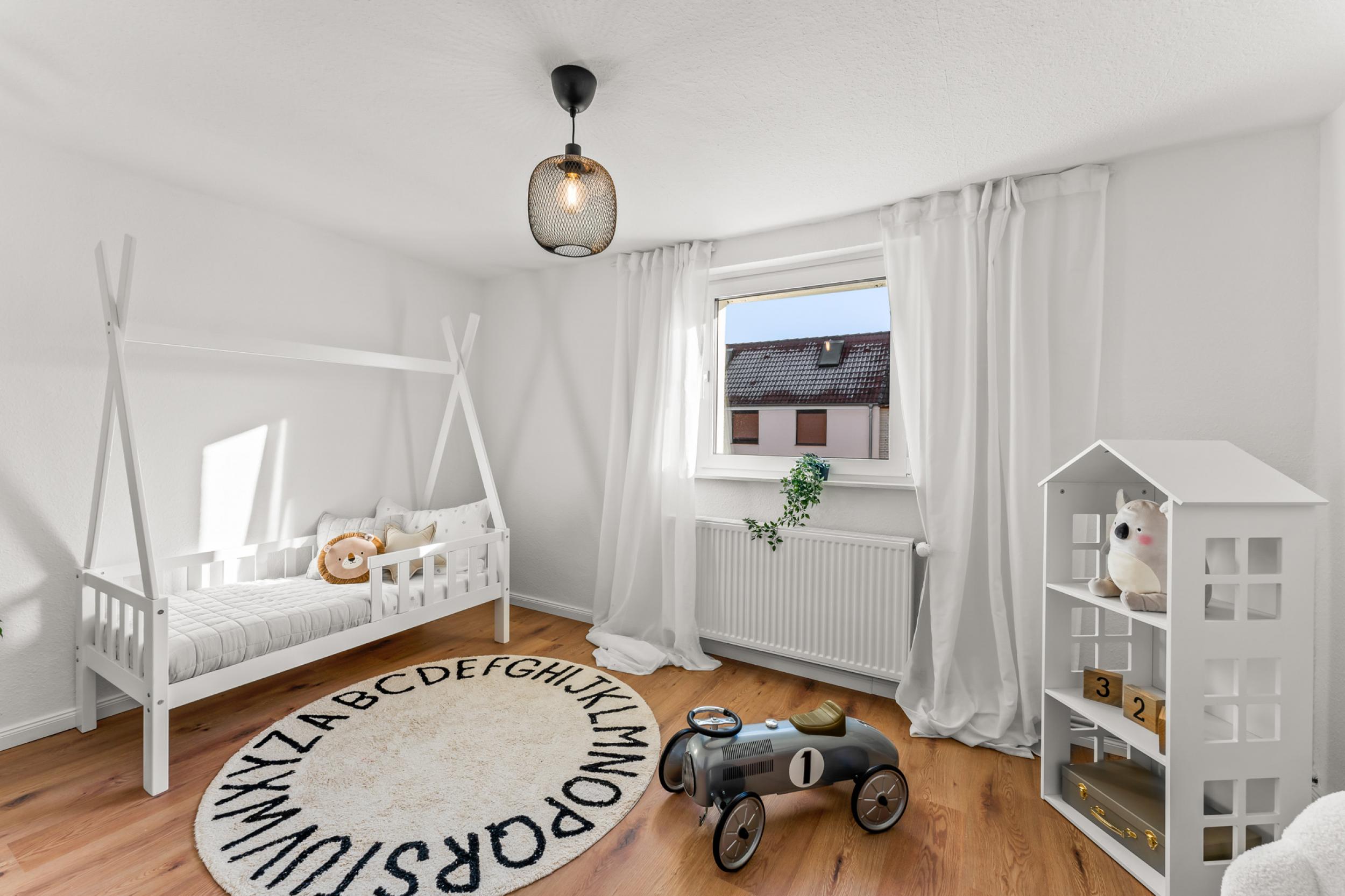 Geestemünde - Modernisiertes Reihenmittelhaus in ruhiger Lage - Zimmer - DG