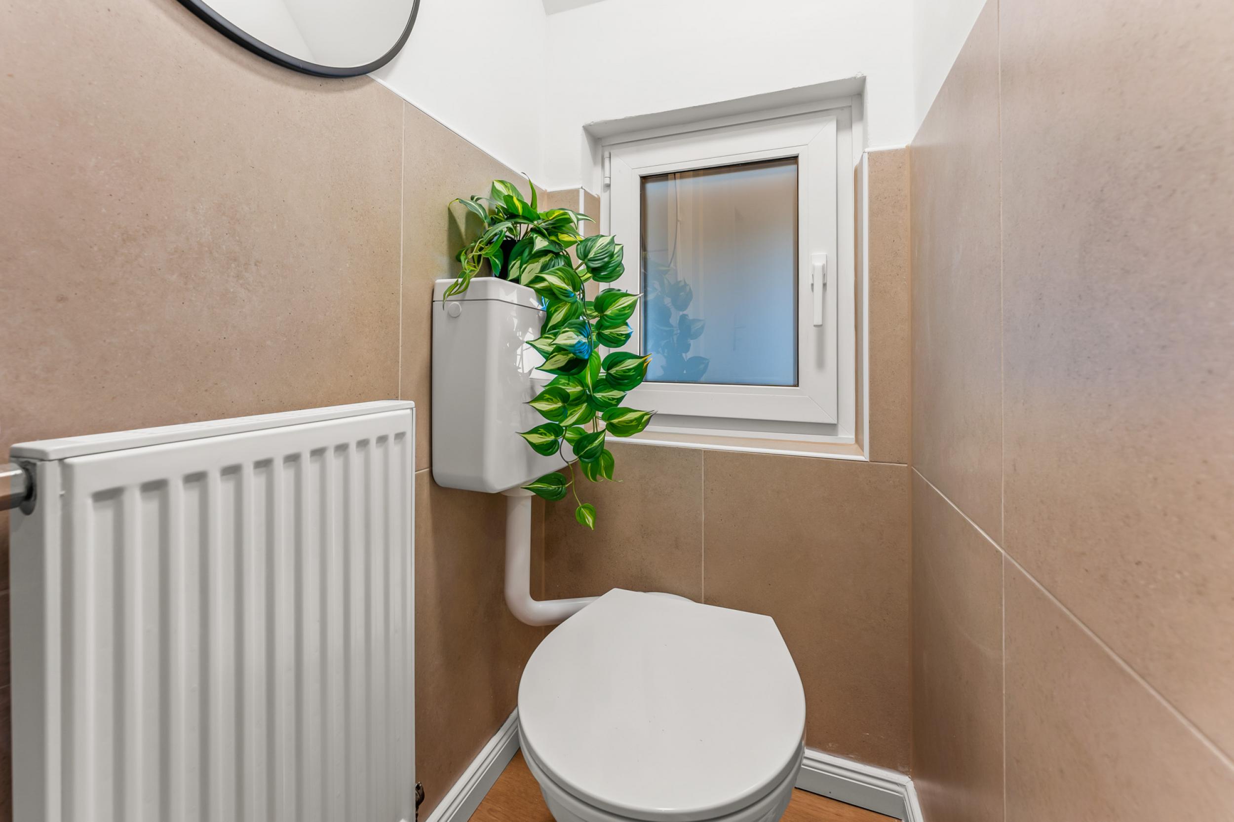 Geestemünde - Modernisiertes Reihenmittelhaus in ruhiger Lage - separates WC