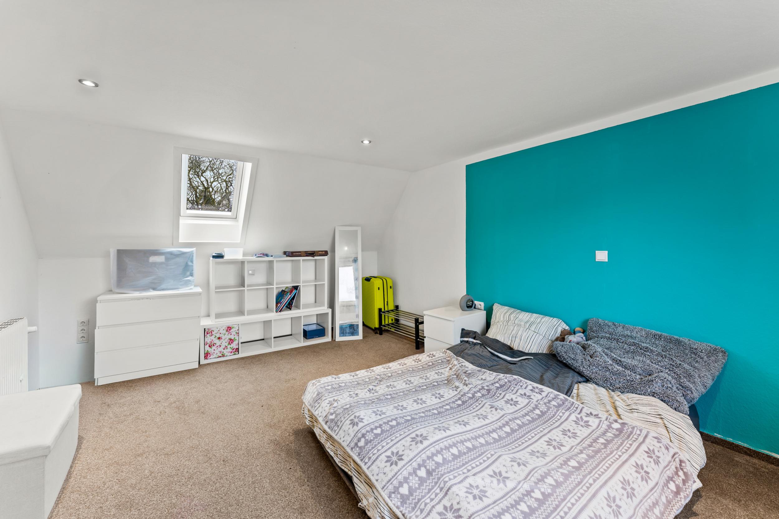 Surheide - Charmante Doppelhaushälfte mit Nebengelass und großem Grundstück - Schlafzimmer