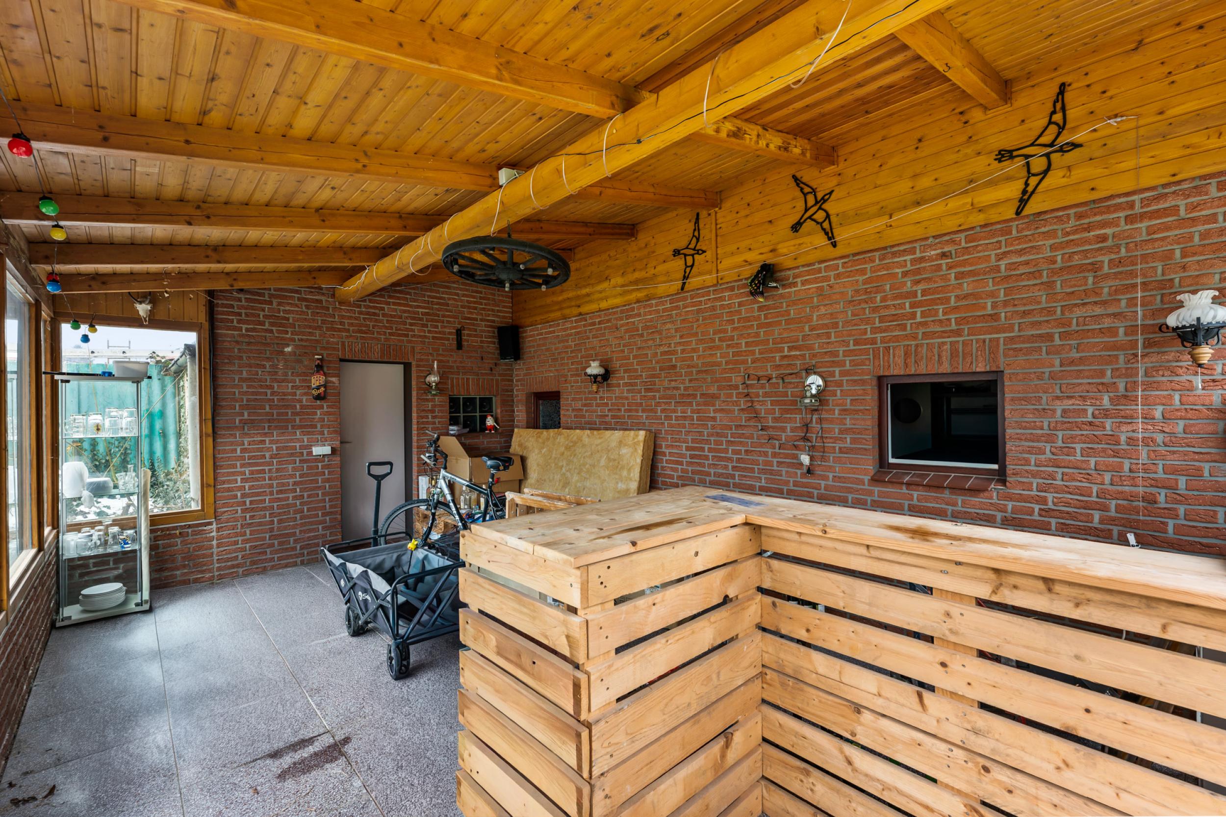 Surheide - Charmante Doppelhaushälfte mit Nebengelass und großem Grundstück - Wintergarten