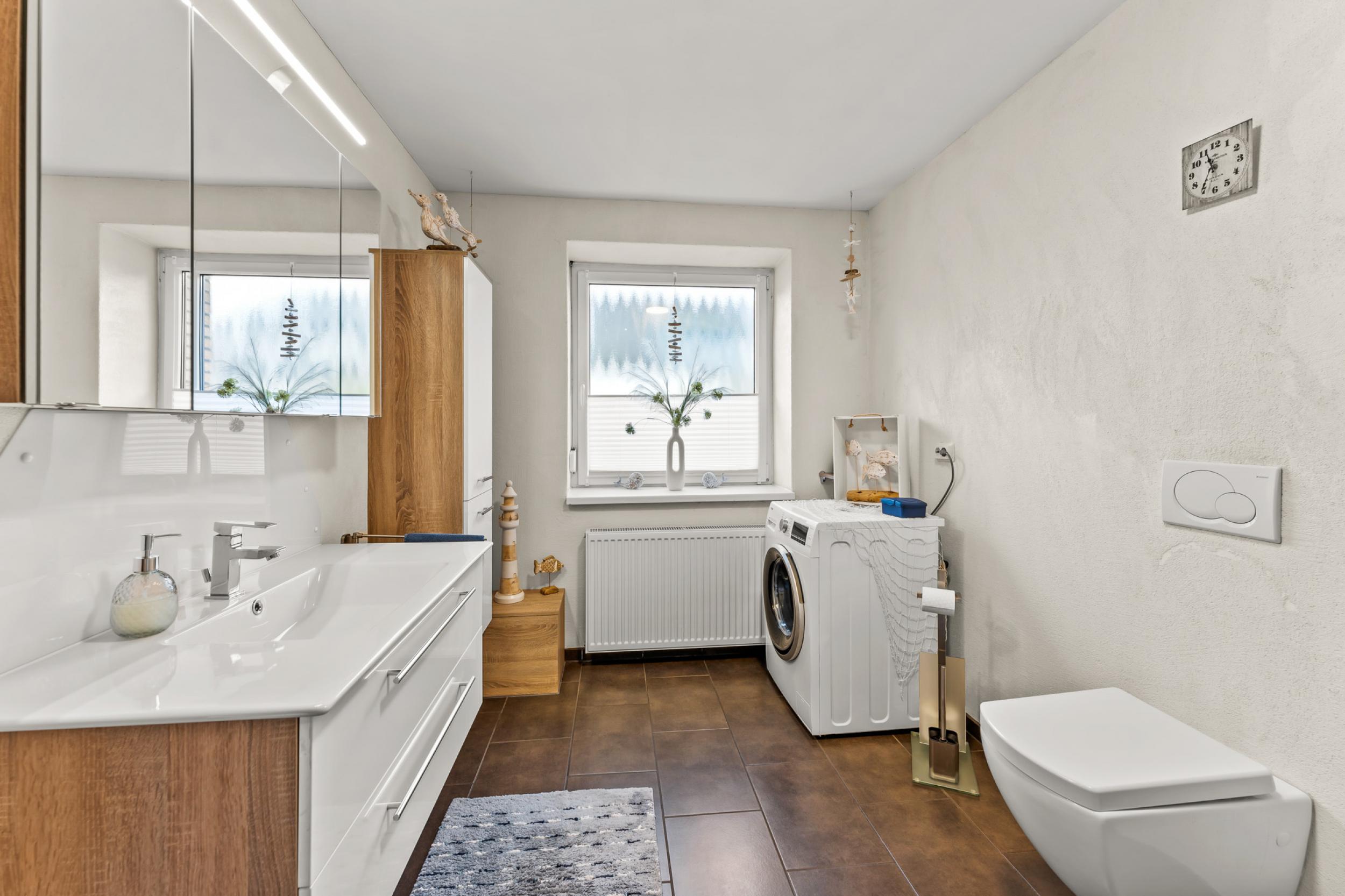 Leherheide - Moderne Doppelhaushälfte in beliebter Lage - Duschbad