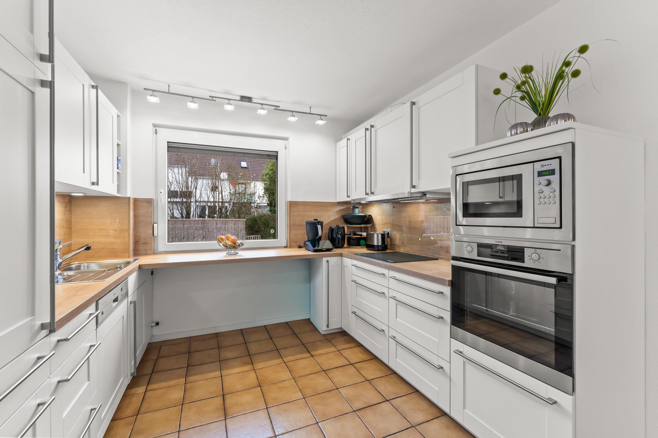 Speckenbüttel - Geräumige Doppelhaushälfte in Parknähe - Küche