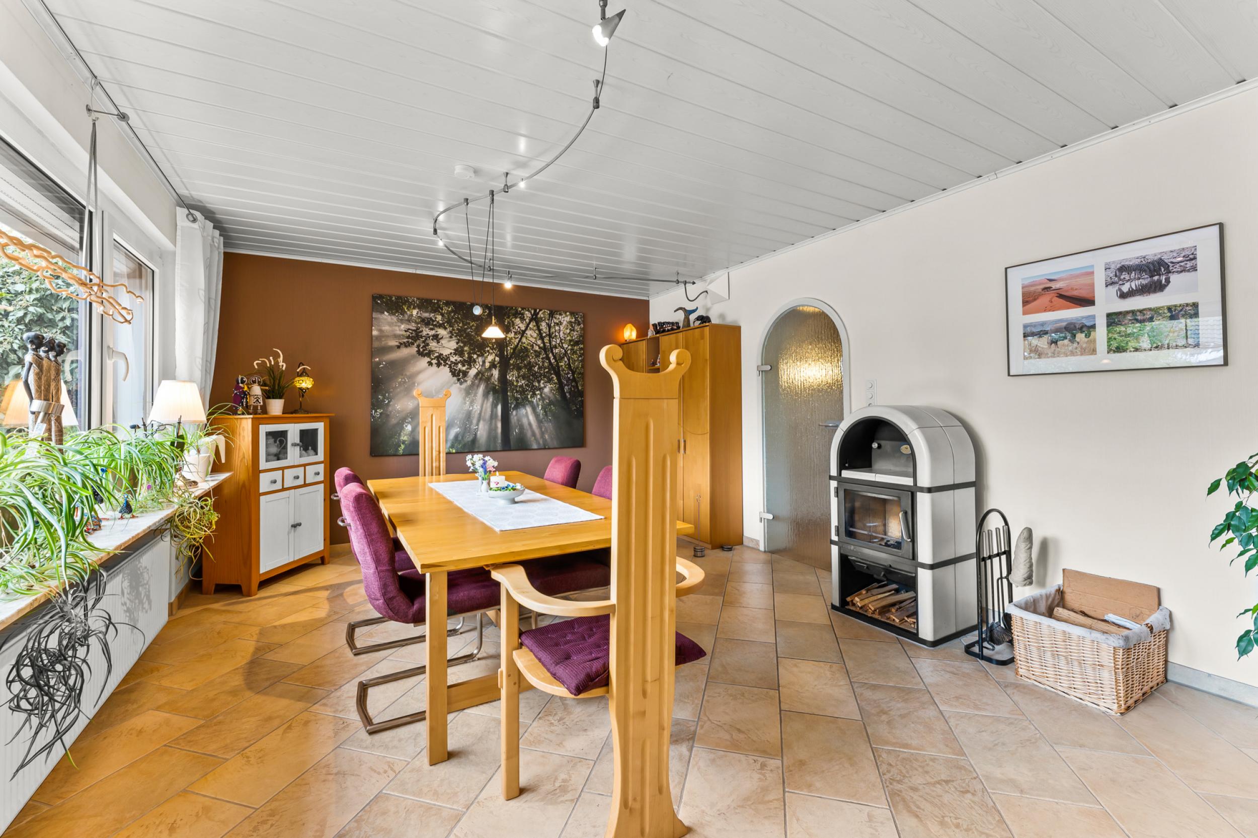 Speckenbüttel - Geräumige Doppelhaushälfte in Parknähe - Essbereich