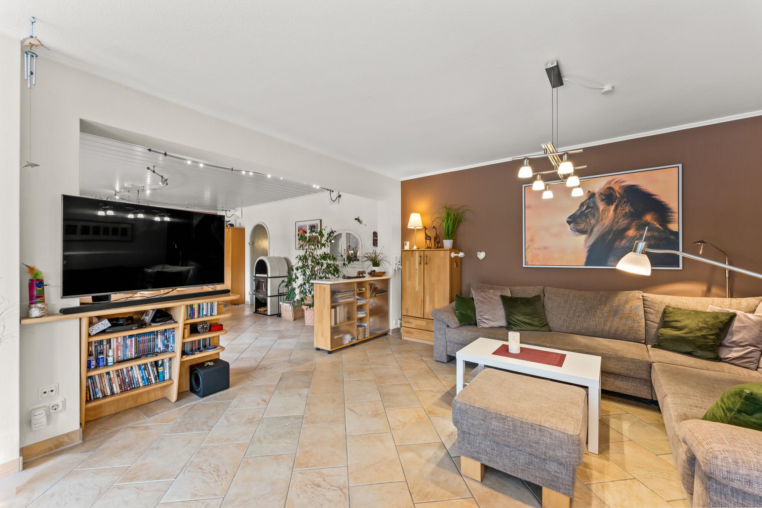 Speckenbüttel - Geräumige Doppelhaushälfte in Parknähe - Wohnbereich