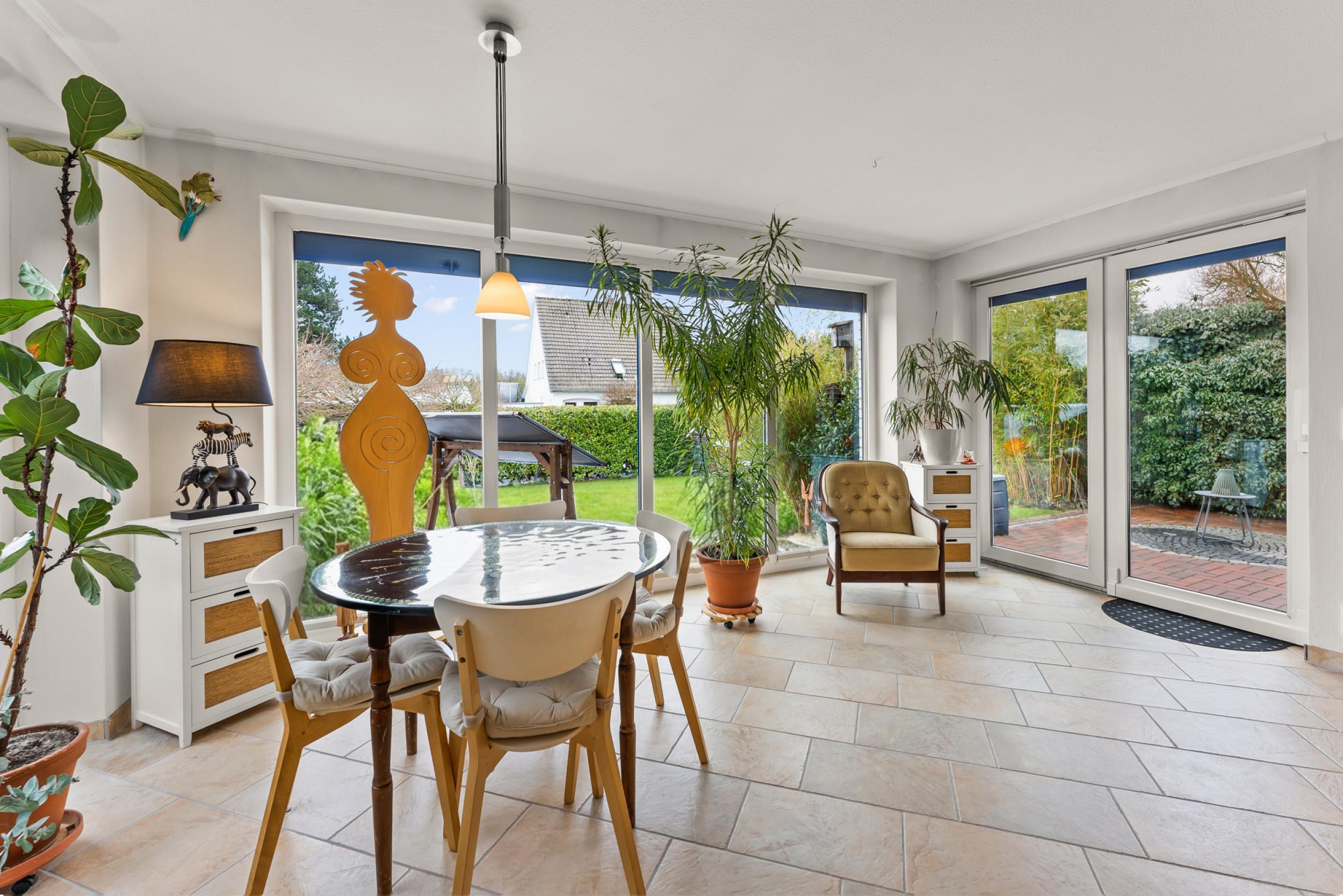 Speckenbüttel - Geräumige Doppelhaushälfte in Parknähe - Wohnbereich