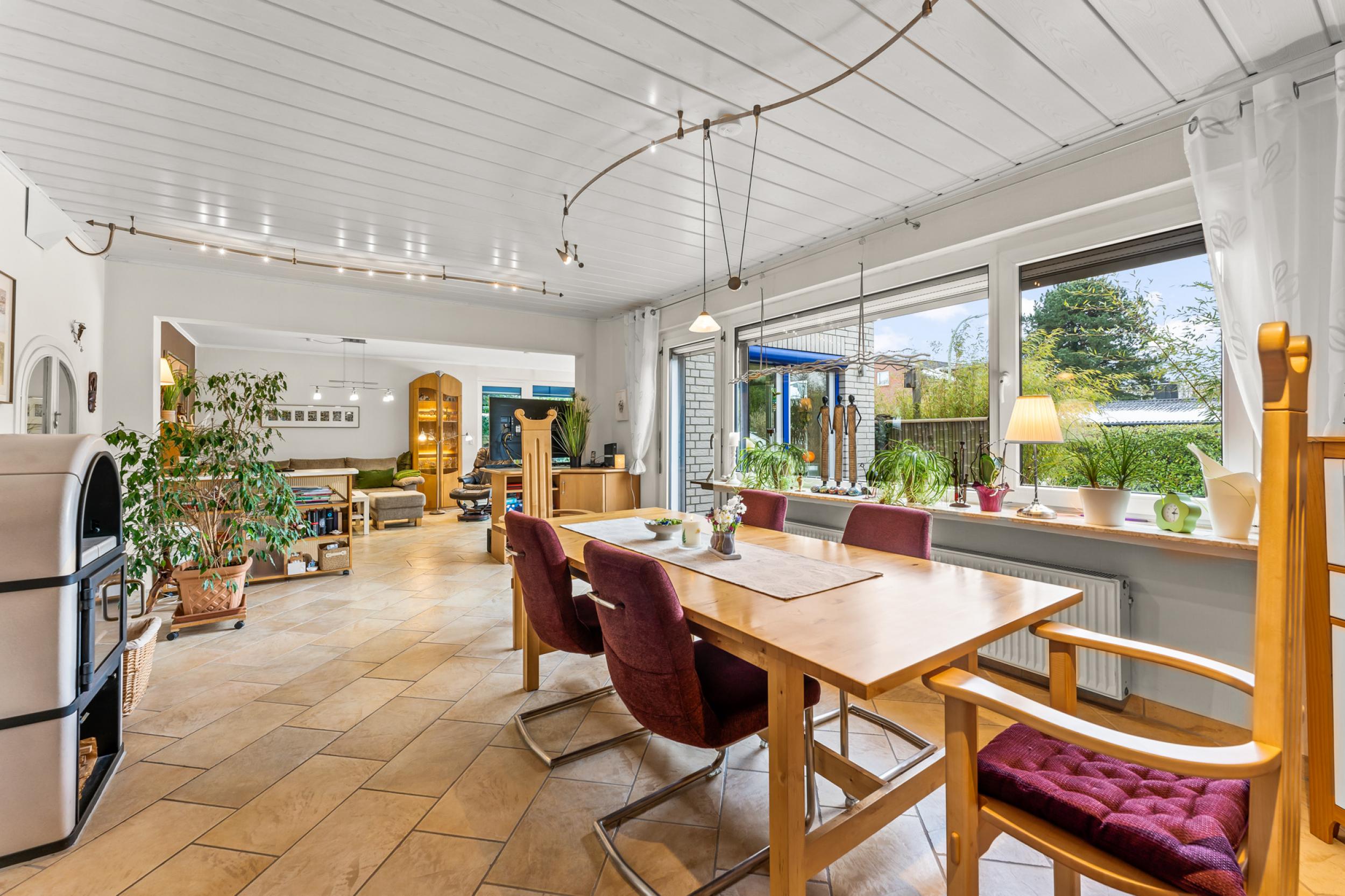 Speckenbüttel - Geräumige Doppelhaushälfte in Parknähe - essbereich