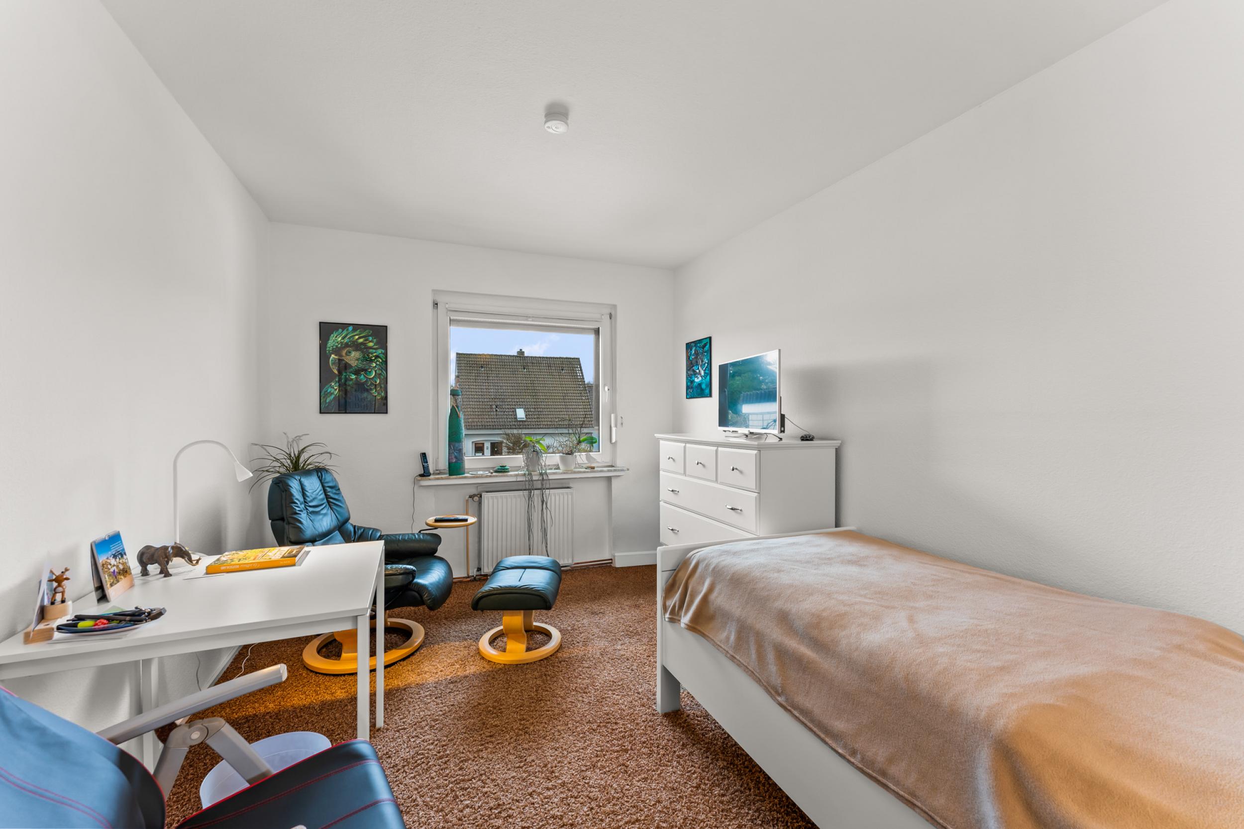 Speckenbüttel - Geräumige Doppelhaushälfte in Parknähe - Zimmer (1.OG)