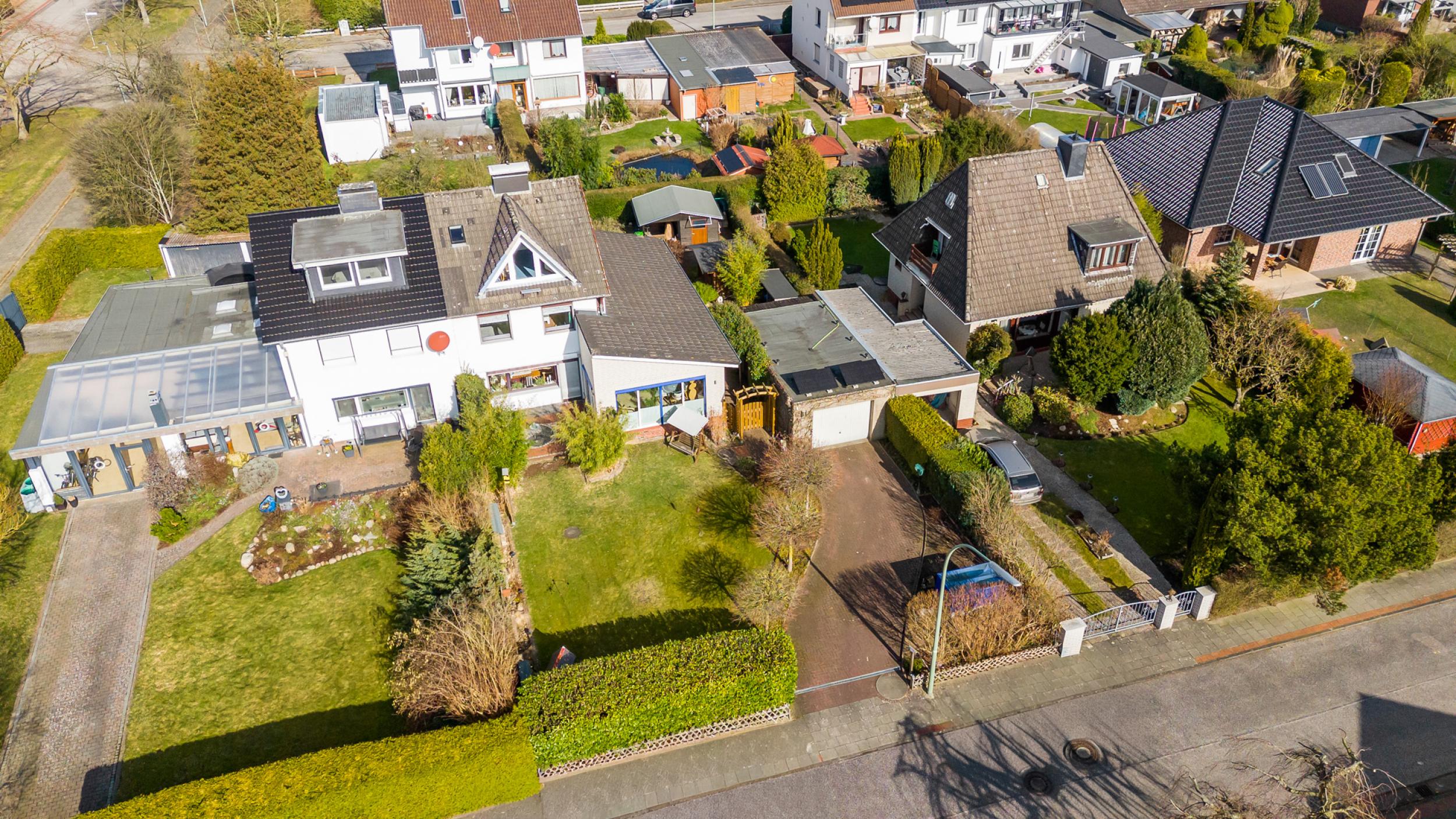 Speckenbüttel - Geräumige Doppelhaushälfte in Parknähe - Übersicht