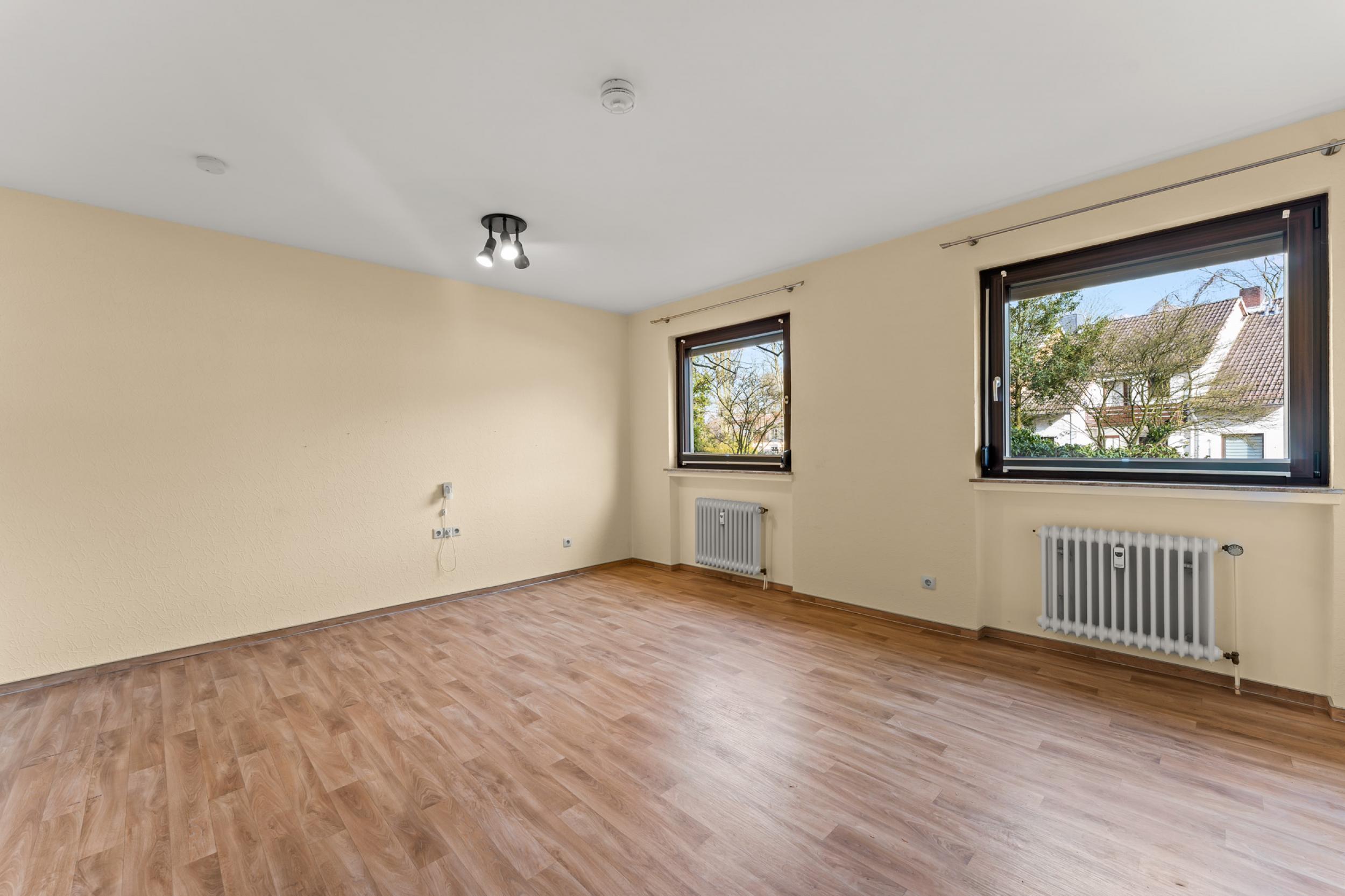 St.-Magnus - Gepflegte Hochparterrewohnung in Nähe zum Park - Zimmer