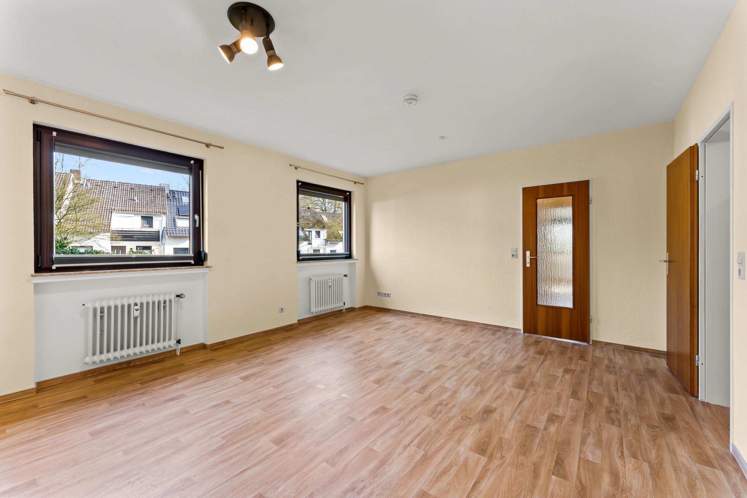 St.-Magnus - Gepflegte Hochparterrewohnung in Nähe zum Park - Zimmer