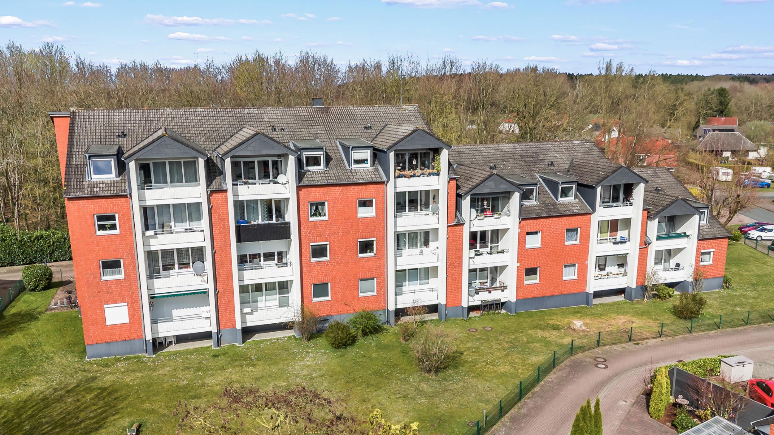 Hagen - Einladende 3-Zimmerwohnung im Grünen - Rückansicht