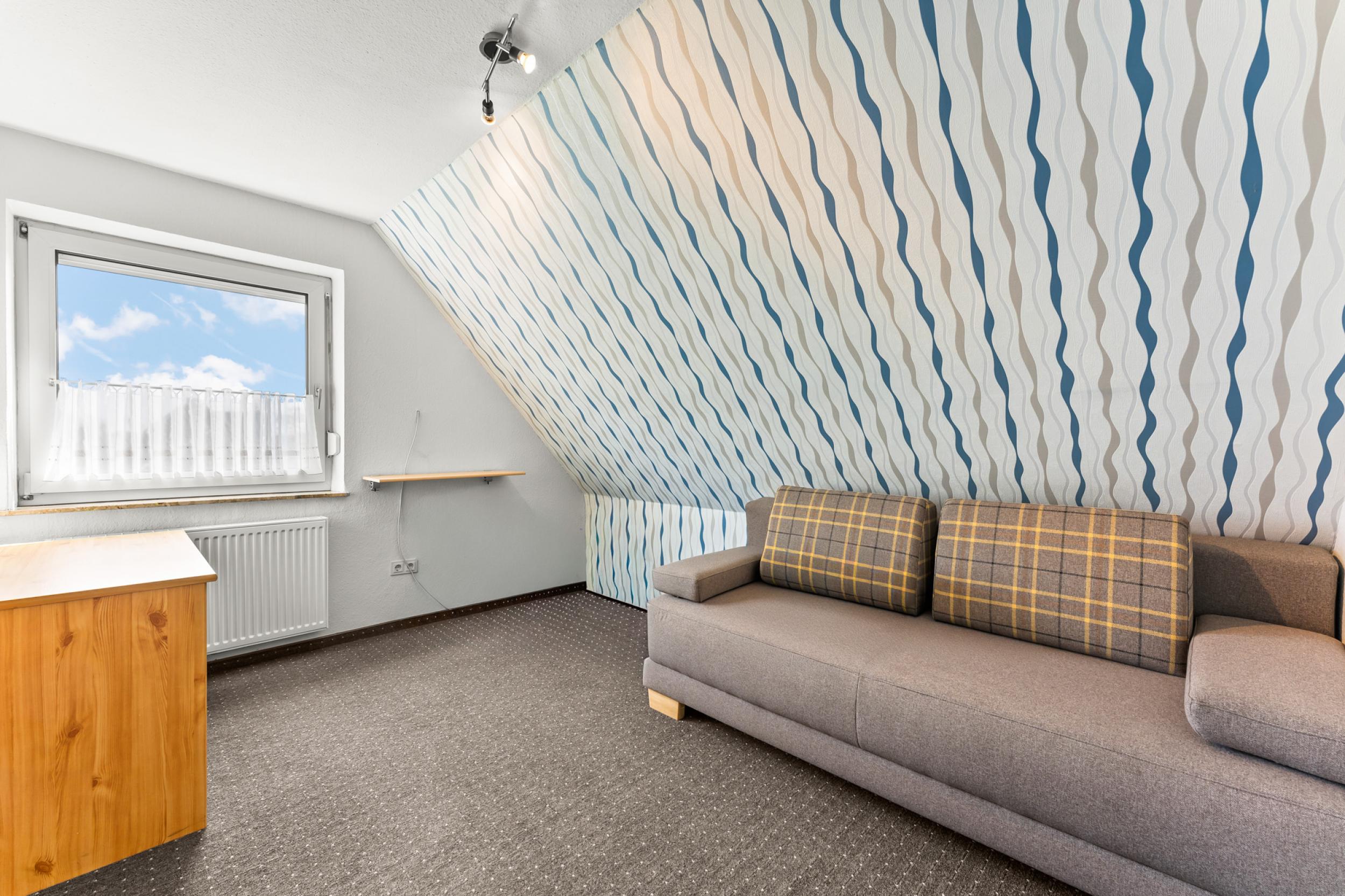 Schiffdorf - Familienfreundliches Einfamilienhaus in traumhafter Lage - Kinderzimmer/Büro
