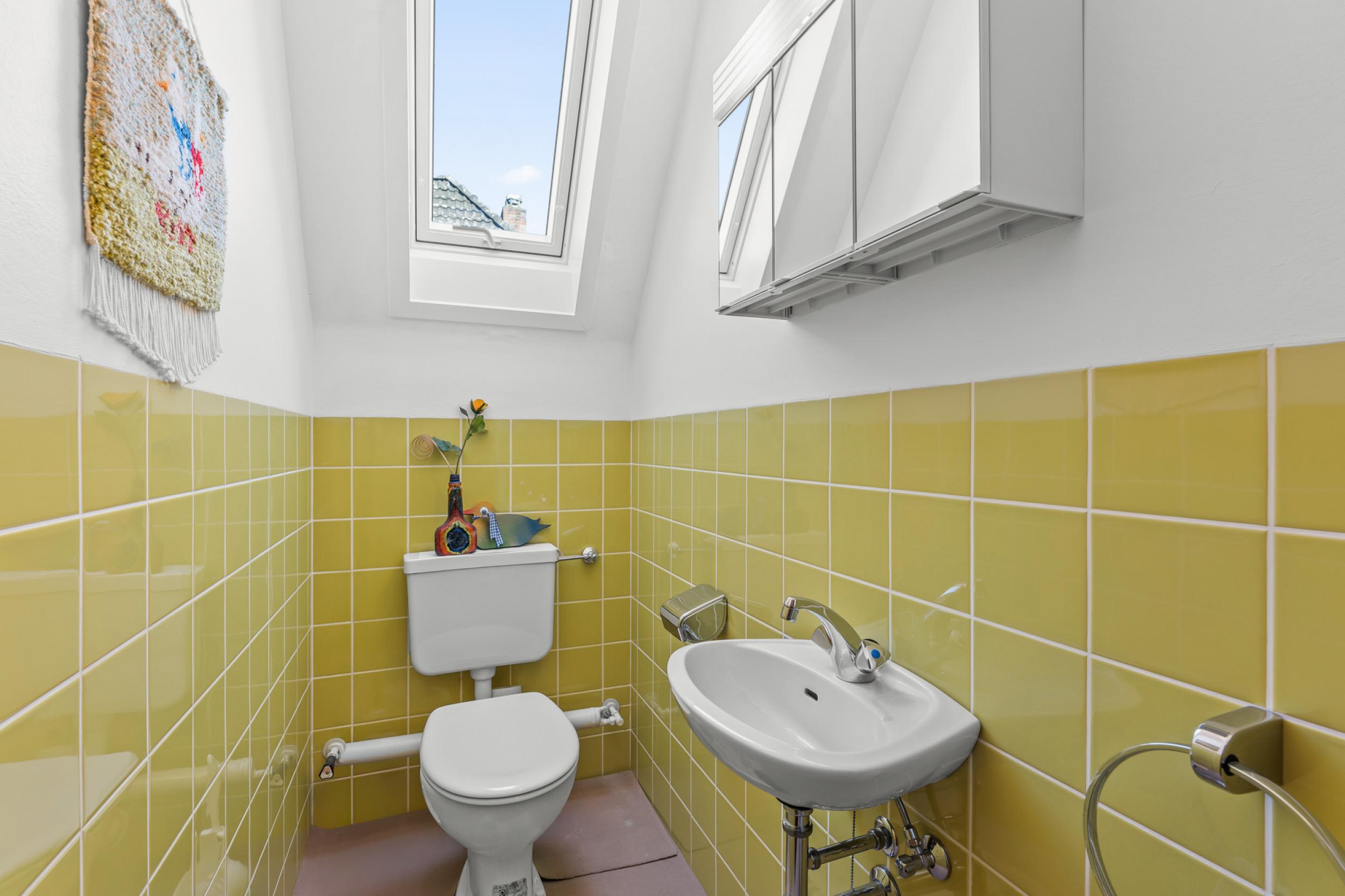 Eckernfeld - Gepflegtes Einfamilienhaus in familienfreundlicher Lage - seperates WC