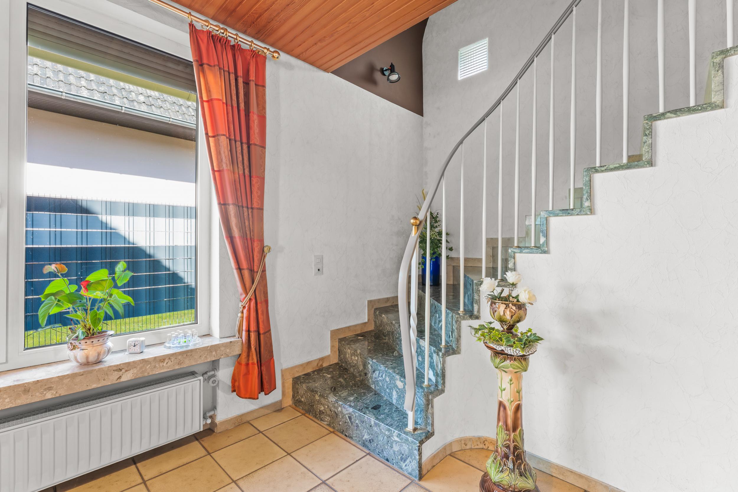 Eckernfeld - Gepflegtes Einfamilienhaus in familienfreundlicher Lage - Terrasse