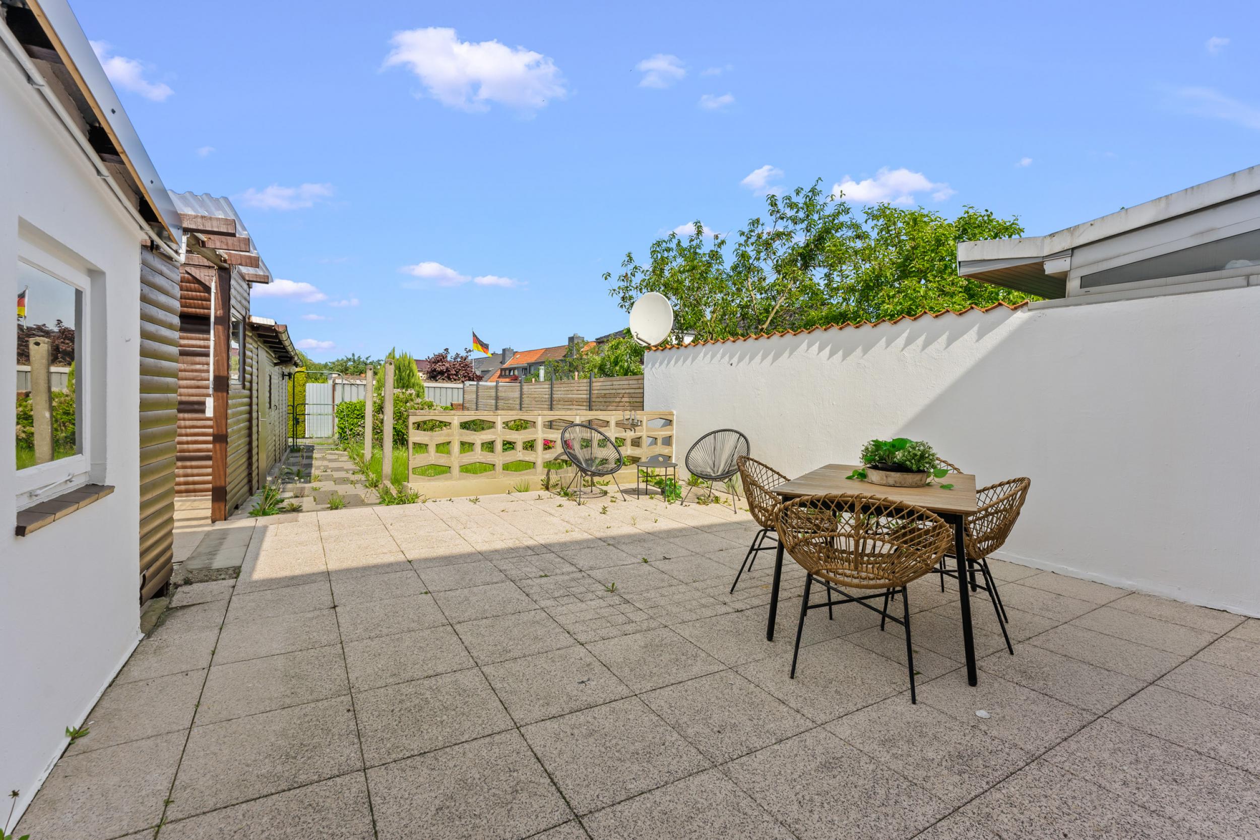 Geestemünde - Top-Renoviertes Reihenmittelhaus in gefragter Lage - Terrasse