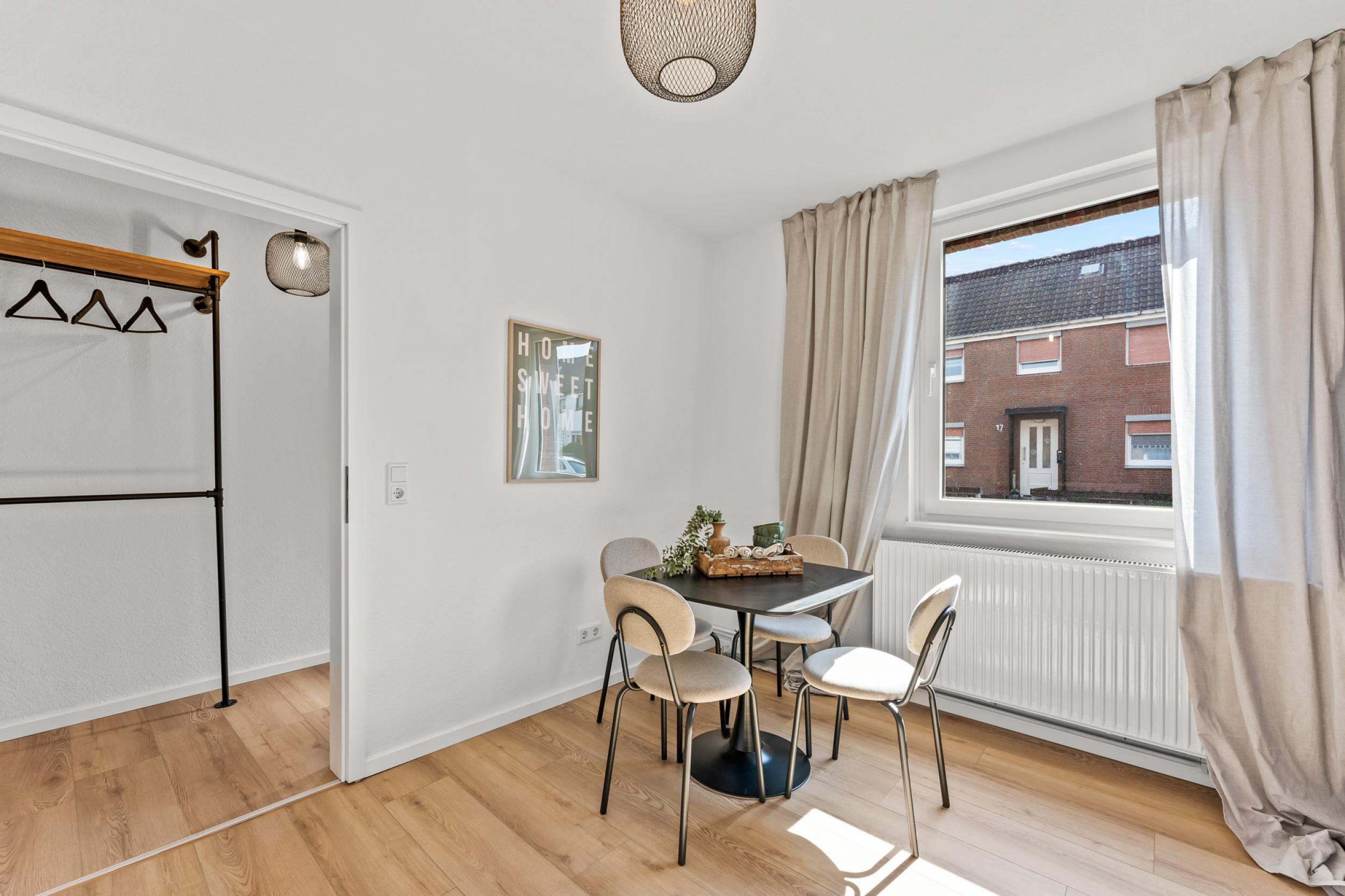 Geestemünde - Top-Renoviertes Reihenmittelhaus in gefragter Lage - Küche
