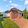 Schierholz - Solider Walmdachbungalow mit zusätzlichem Siedlungshaus - Frontansicht - Bungalow