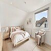 Loxstedt - Lichtdurchflutete 3-Zimmer-Maisonettewohnung im Ortszentrum - Schlafzimmer - (KI generiert)