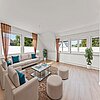 Schiffdorf - Modernisiertes Einfamilienhaus mit zusätzlichem Bauland - Wohnzimmer - gestagt