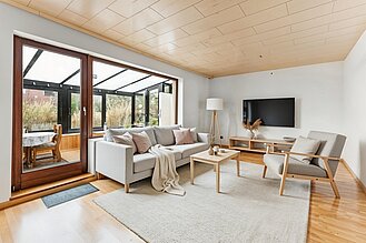 Burglesum - Familienfreundliches Reihenendhaus in bevorzugter Lage - Wohnbereich - (KI generiert)