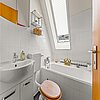 Schiffdorf-Spaden - Modernisiertes Einfamilienhaus mit Einliegerwohnung in ruhiger Lage - Badezimmer Dachgeschoss