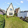 Eckernfeld - Gepflegtes Einfamilienhaus in familienfreundlicher Lage - Frontansicht