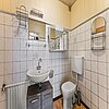 Langen - Sanierungsbedürftiges Reihenmittelhaus in beliebter ruhiger Lage - Gäste-WC